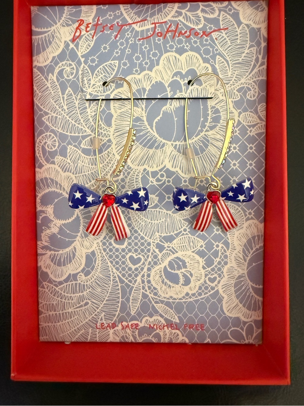 Betsey Johnson Patriotic Bow Earrings. NWT